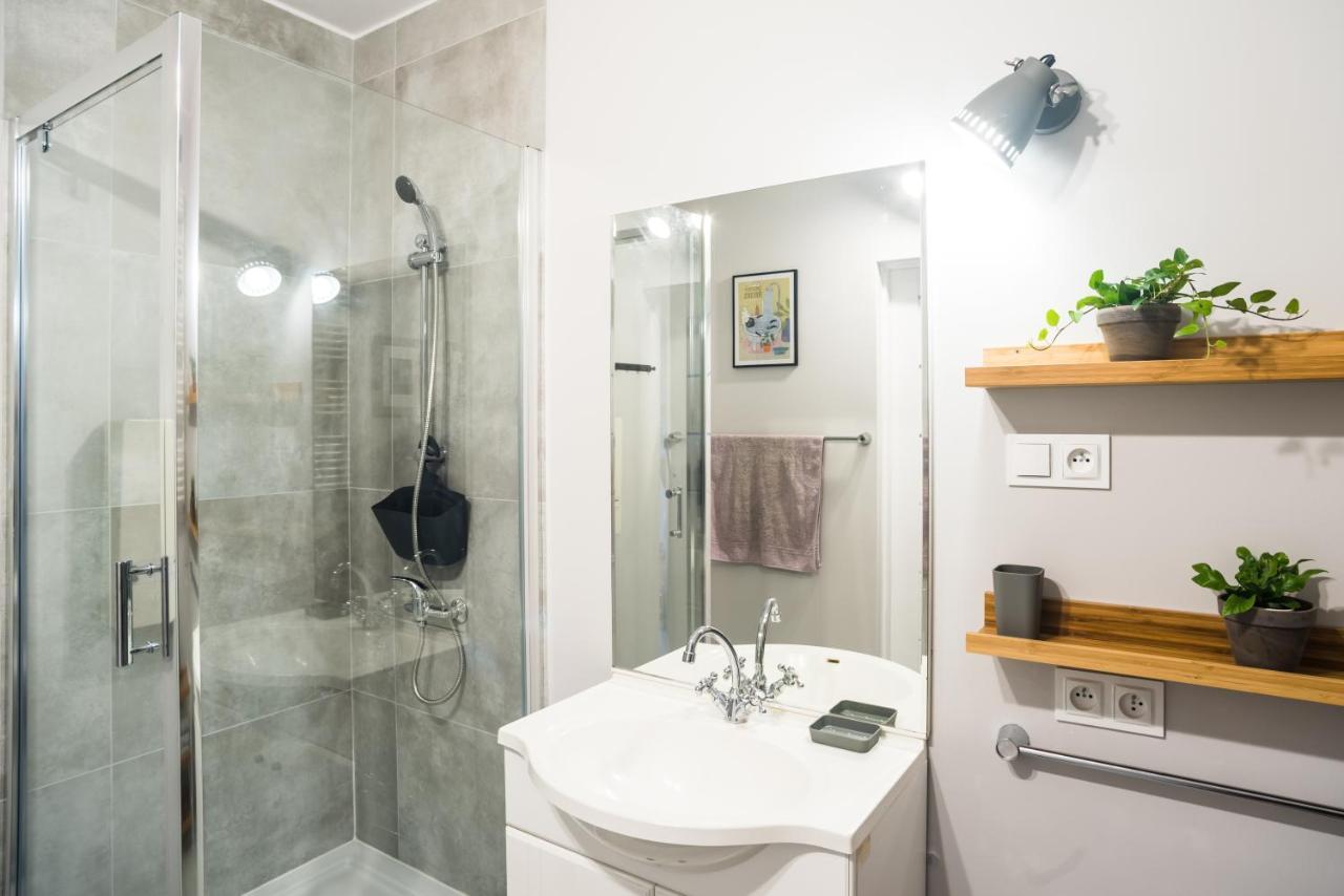 Appartement Czas Na Puszcze à Puszcza Marianska Extérieur photo